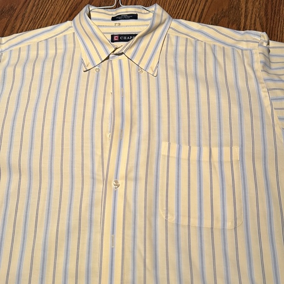 CHAPS Wrinkle Free Dress Shirt 17 or 17-1/2 neck as shown in pic 32-33 sleeve - Picture 3 of 8